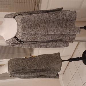 4/$60 Gray Heathered Tunic Top - Size 2X (US18)